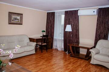 Номер люкс (с завтраком) в Гостинице Киевская