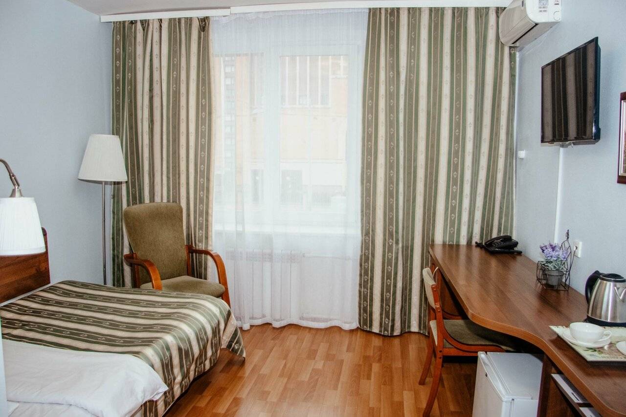 1-местный номер улучшенный комфорт (с завтраком)